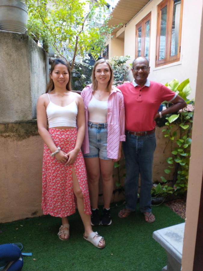 Lady Gordons Homestay แคนดี้ ภายนอก รูปภาพ